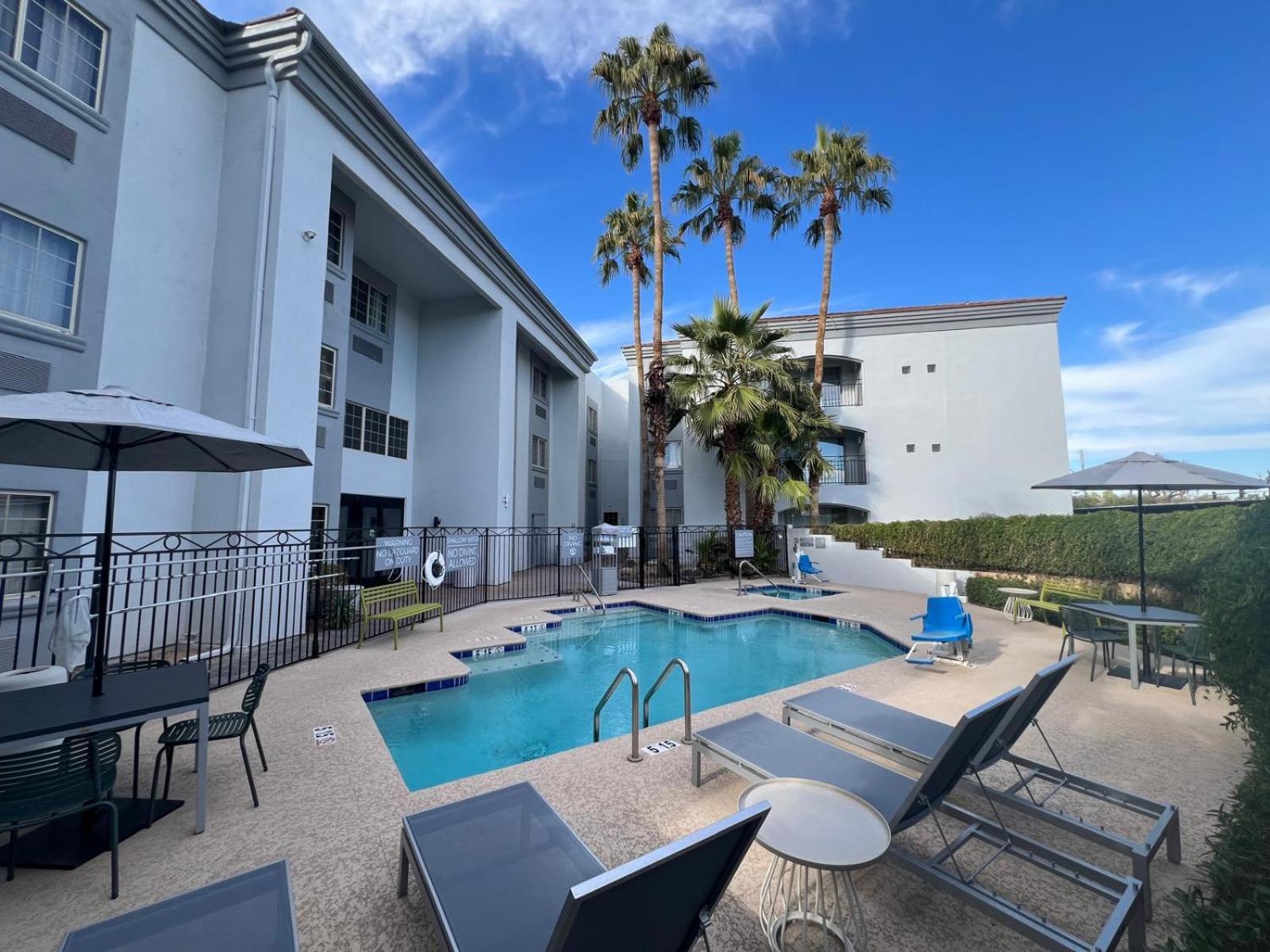 Spark By Hilton Glendale Peoria Phoenix North Exterior photo